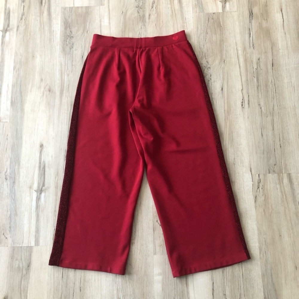 Chic Red Wide-Leg Pants - Picture 11 of 11